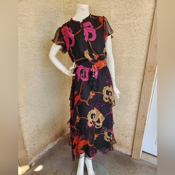 The Martinique Dress by SOUVENIR - Picture 6 of 14